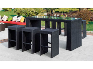 Outdoor wicker bar t..